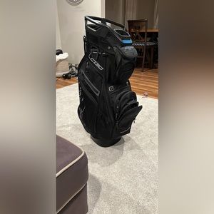 2022 Sun Mountain cart bag